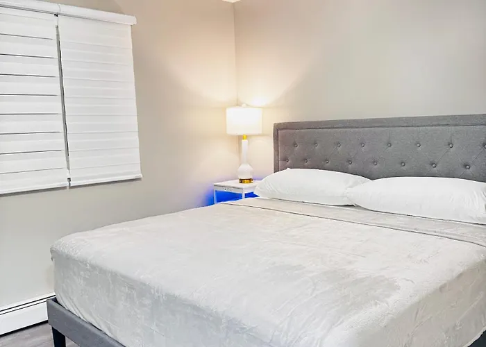 Villa 5 Star Luxury Near Chicago O'hare