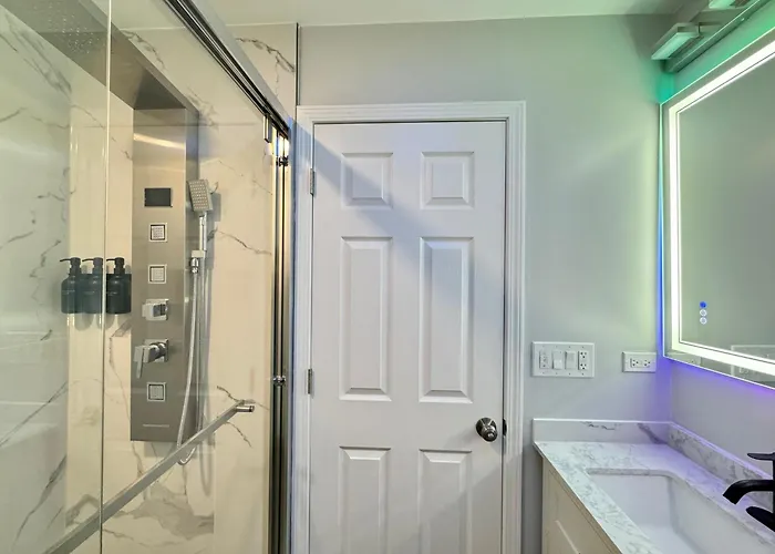 Villa 5 Star Luxury Near Chicago O'hare *