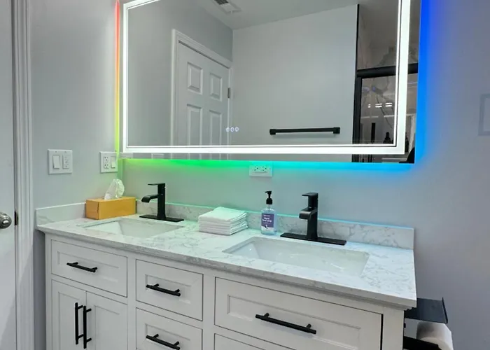 5 Star Luxury Near Chicago O'hare Villa Des Plaines