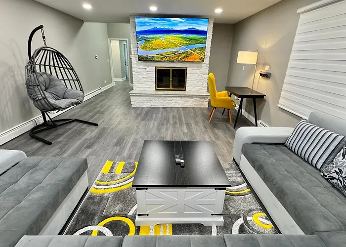 5 Star Luxury Near Chicago O'hare *