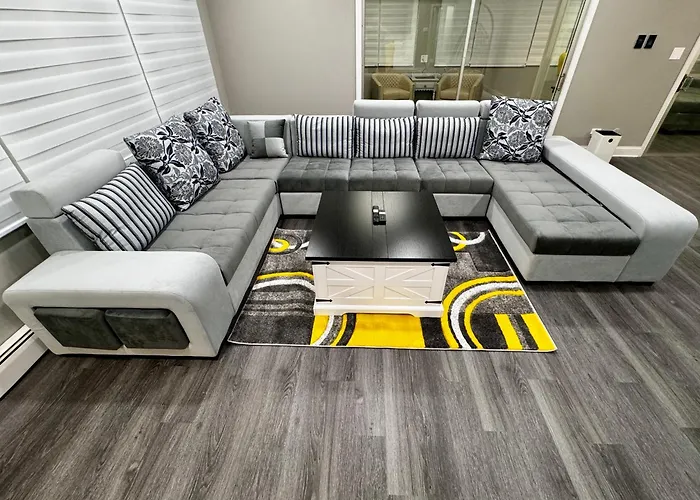 5 Star Luxury Near Chicago O'hare Villa *